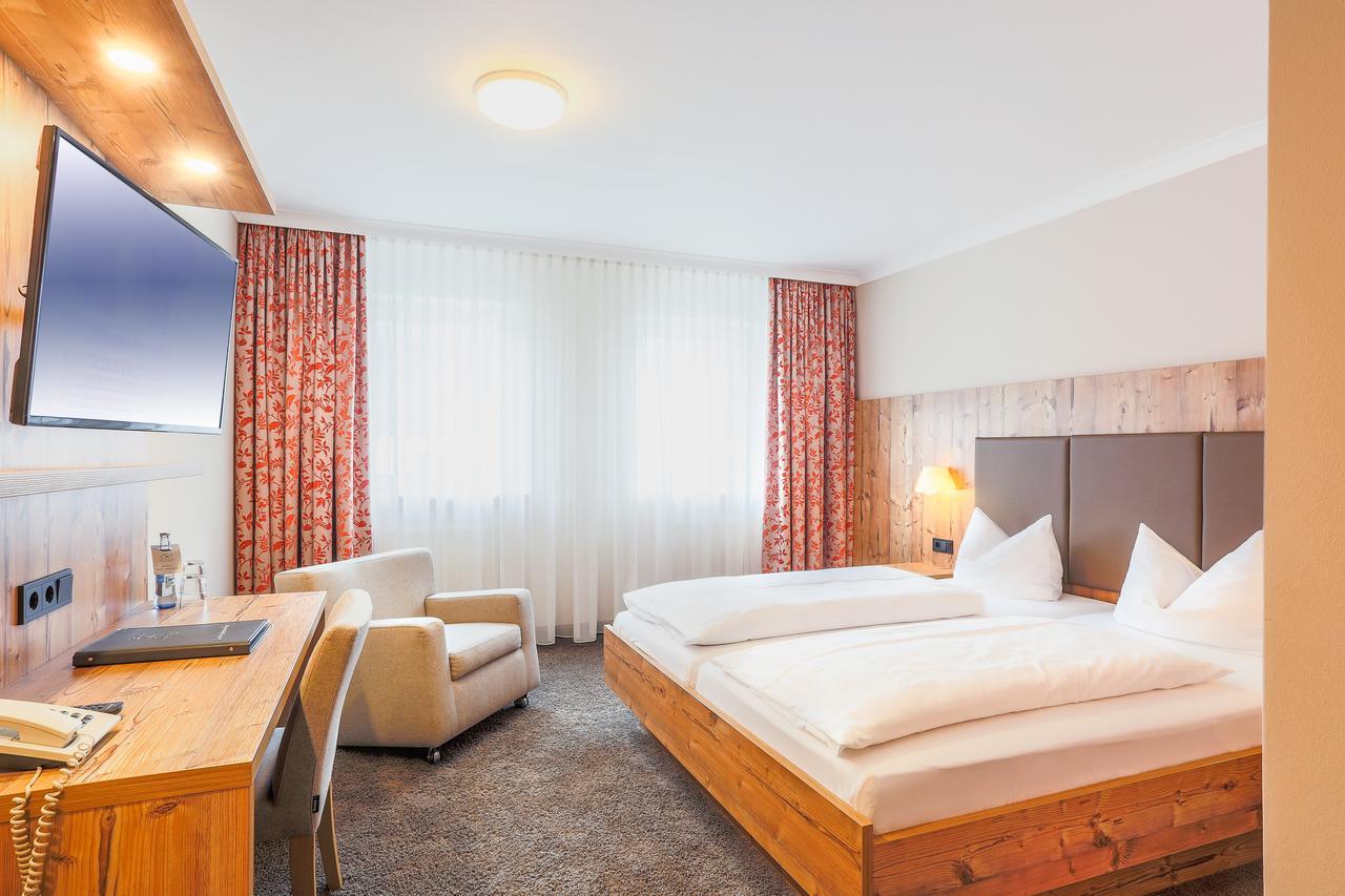 Hotel - Restaurant Erich Roediger Bad Staffelstein Zewnętrze zdjęcie